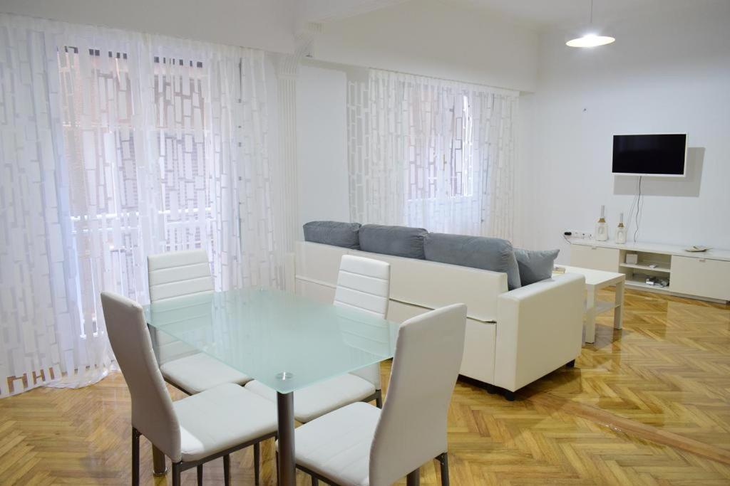 Beautiful Renovated Flat In Athens Daire Dış mekan fotoğraf